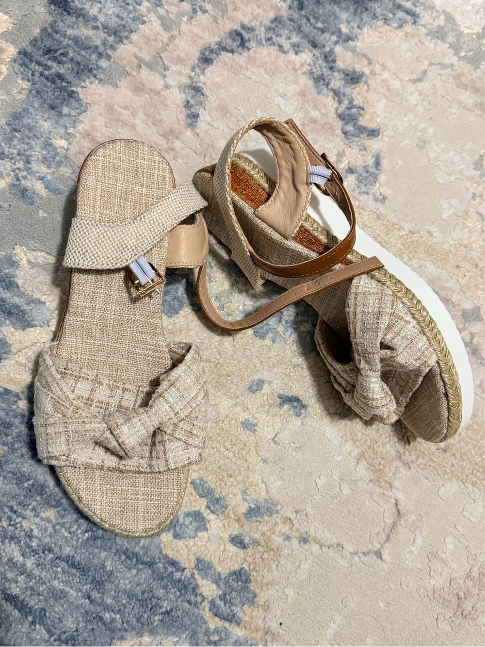 Beige Knot Espadrille Wedge Sandals - Women size small 6.5